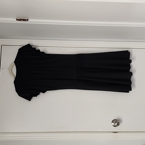 Black stretch lace detail mini dress from rk - Picture 3 of 4